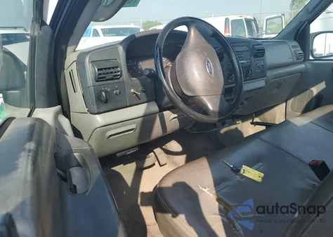 2005 Ford F250 Super Duty из США, поврежденный, VIN 1FTNF20575EB70989